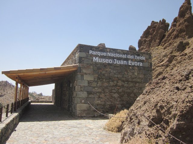 HIC133 Actual Museo de Juan Evora, el mismo lugar donde guardO sus cabras en el actual Parque Nacional